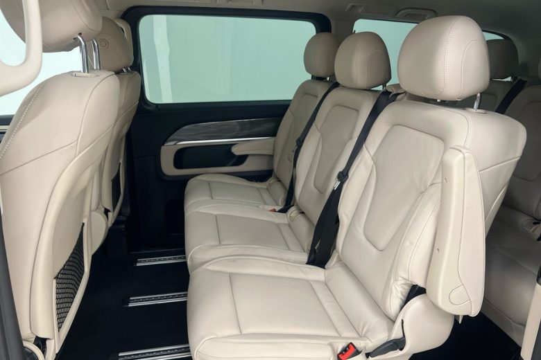 Mercedes V-Class interior 2